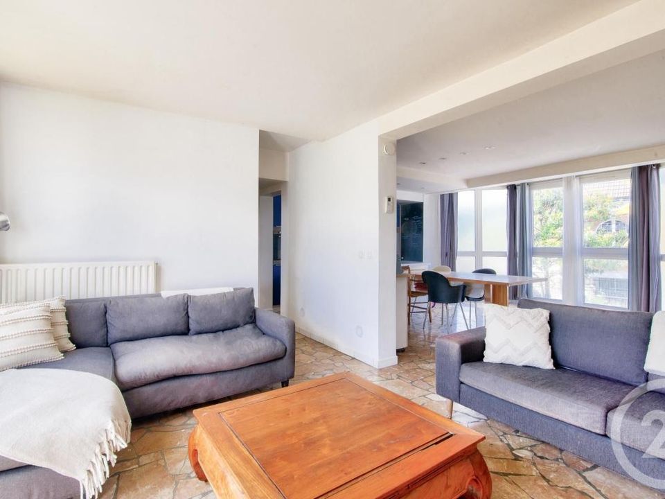 Bungalow i Les Pavillons-sous-Bois, Seine-Saint-Denis - foto 3