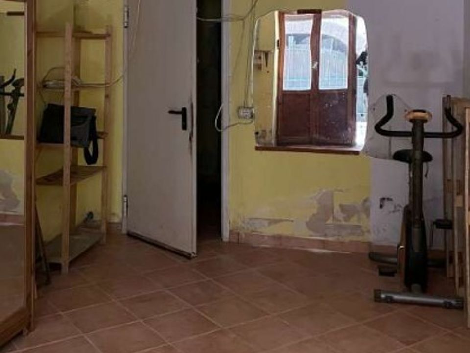 Garage i Genoa, Genoa - foto 3