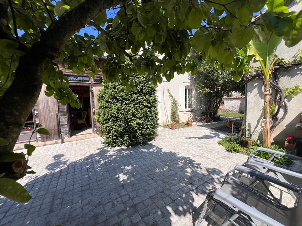 Villa i Gensac-la-Pallue, Charente - bilde 2