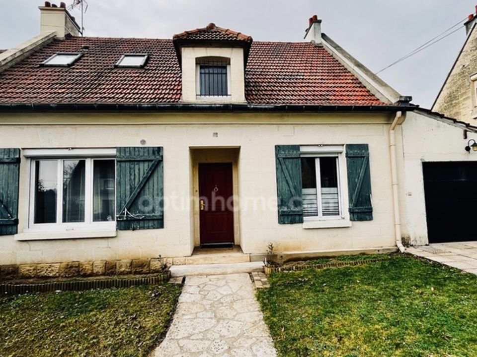 Villa i Saint-Leu-d'Esserent, Oise - foto 1