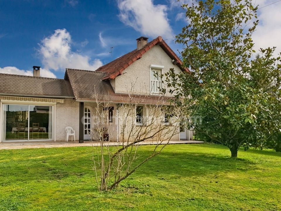 Villa i Hauterive, Allier - foto 1