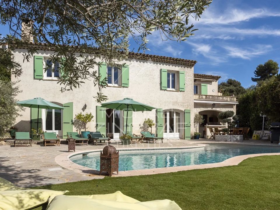 Villa i La Gaude, Alpes-Maritimes - foto 1