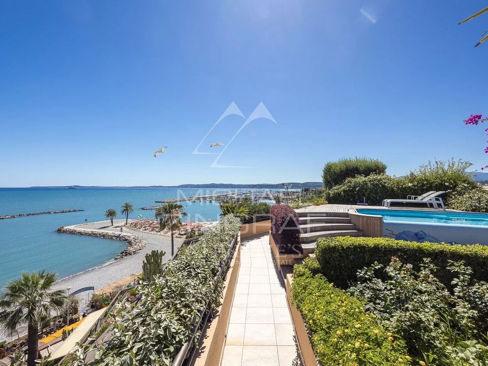 Lejlighed i Saint-Laurent-du-Var, Alpes-Maritimes - foto 1