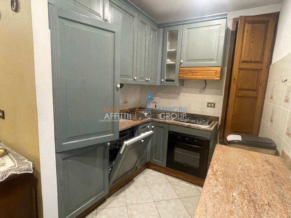 Lejlighed i Carrara, Massa and Carrara - foto 1