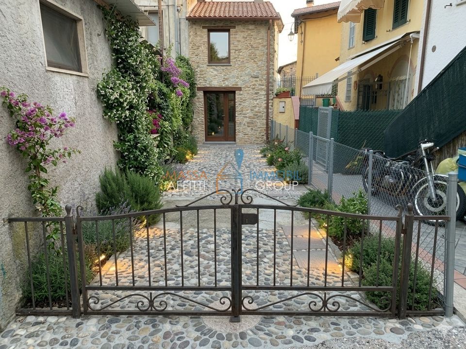 Byhus i Montignoso, Massa and Carrara - foto 1