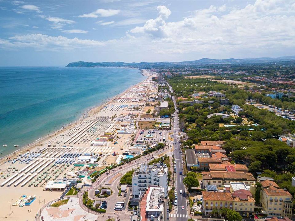 Erhvervsejendom i Riccione, Rimini - foto 5