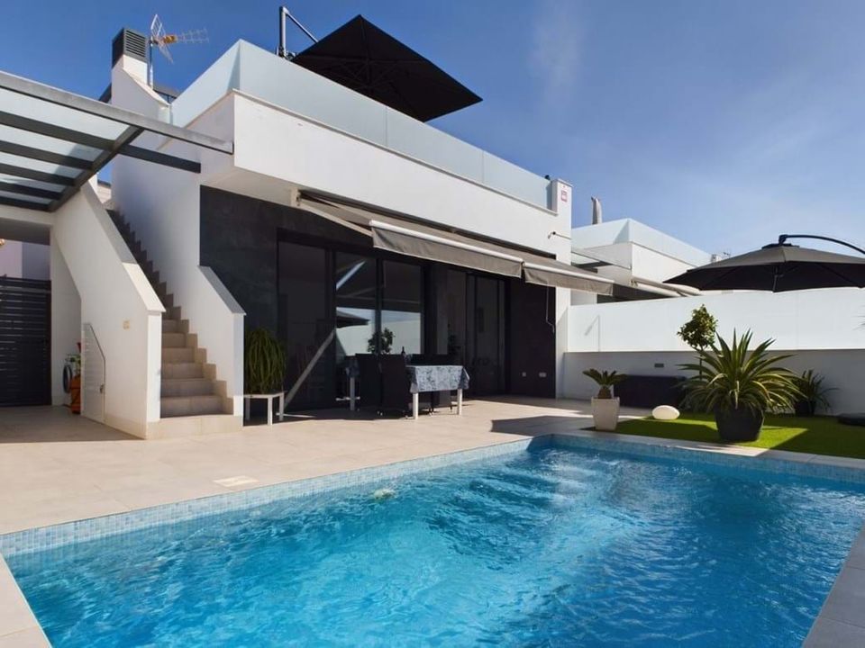 Villa a Los Alcazares, Murcia - foto 1