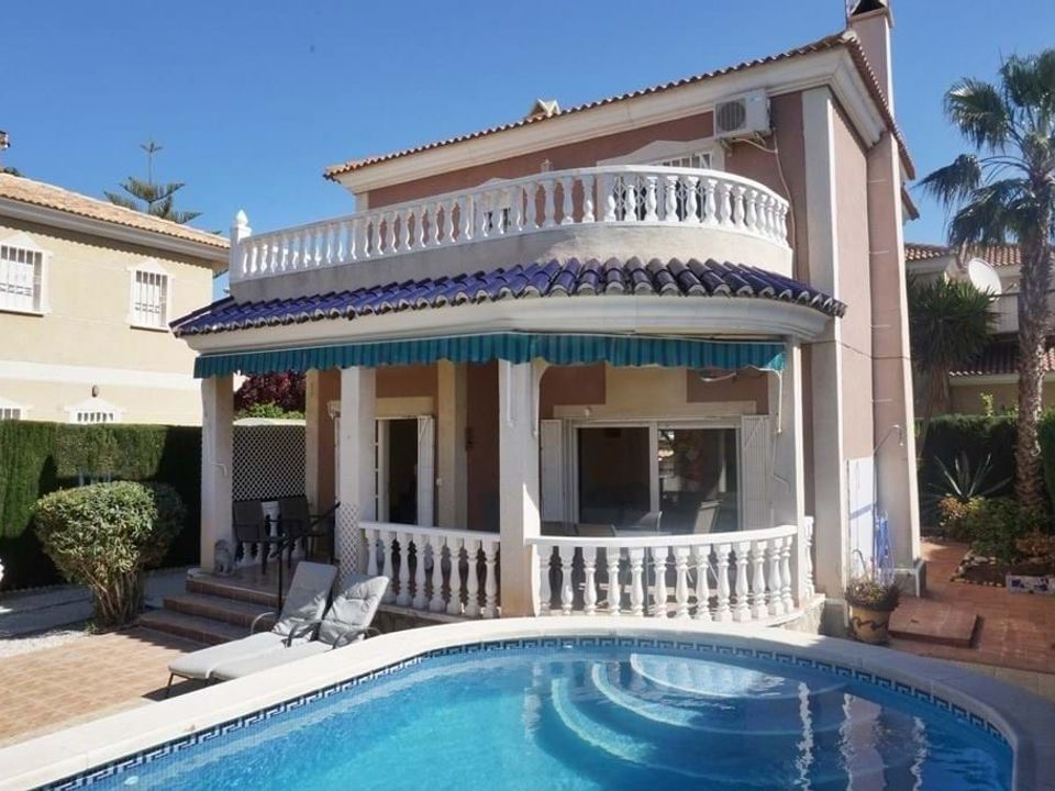 Villa i Los Alcazares, Murcia - foto 1