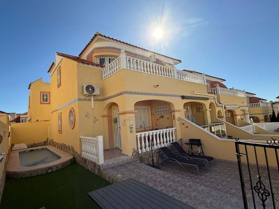 Villa i Orihuela Costa, Alicante - foto 1