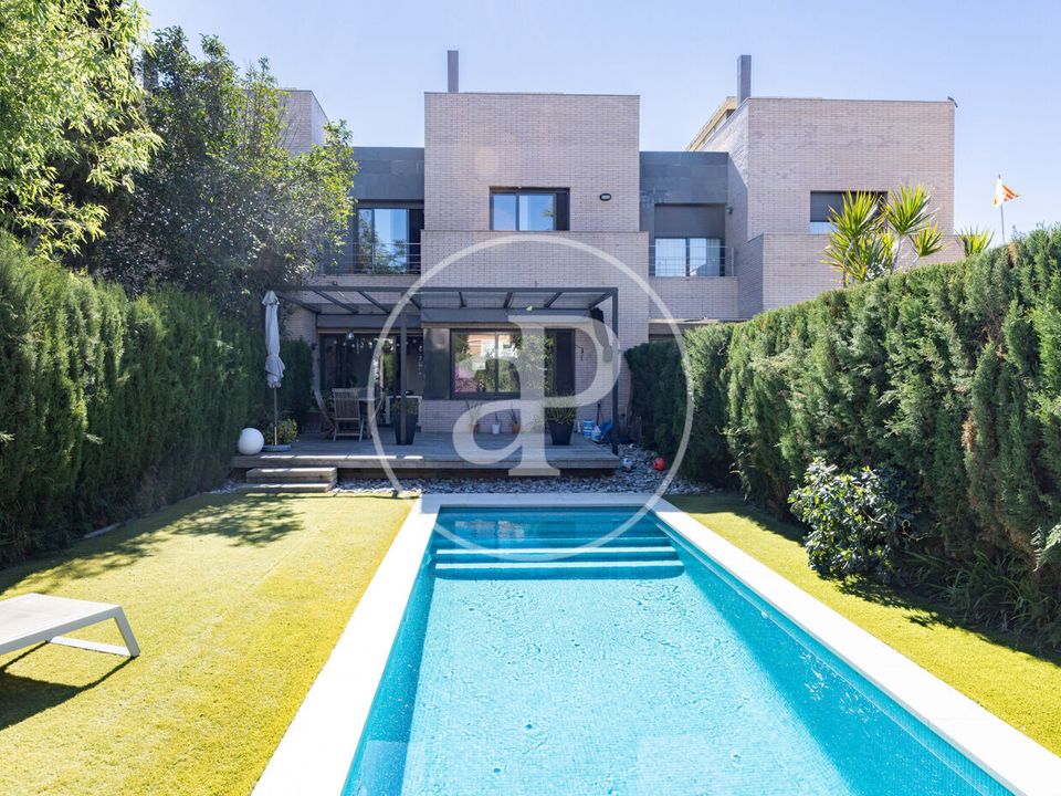 Villa i Premia De Mar, Barcelona - foto 1