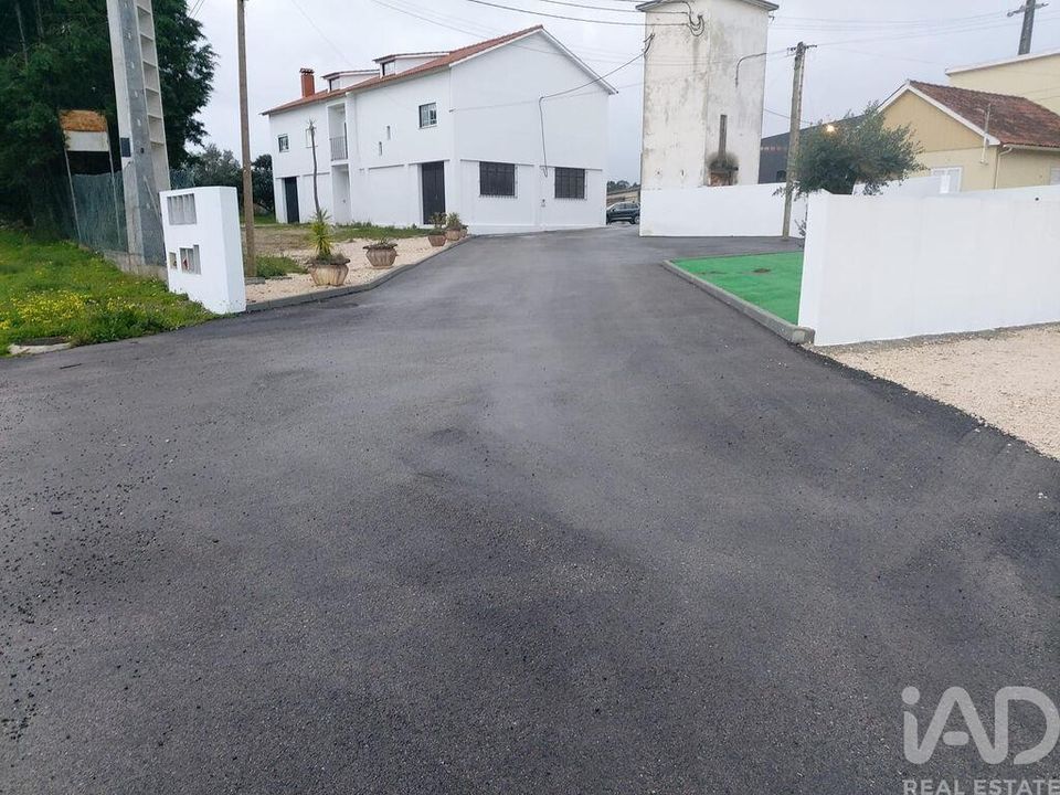Erhvervsejendom i Porto de Mos, Leiria - foto 1