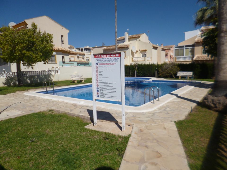 Byhus i Playa Flamenca, Alicante - foto 3