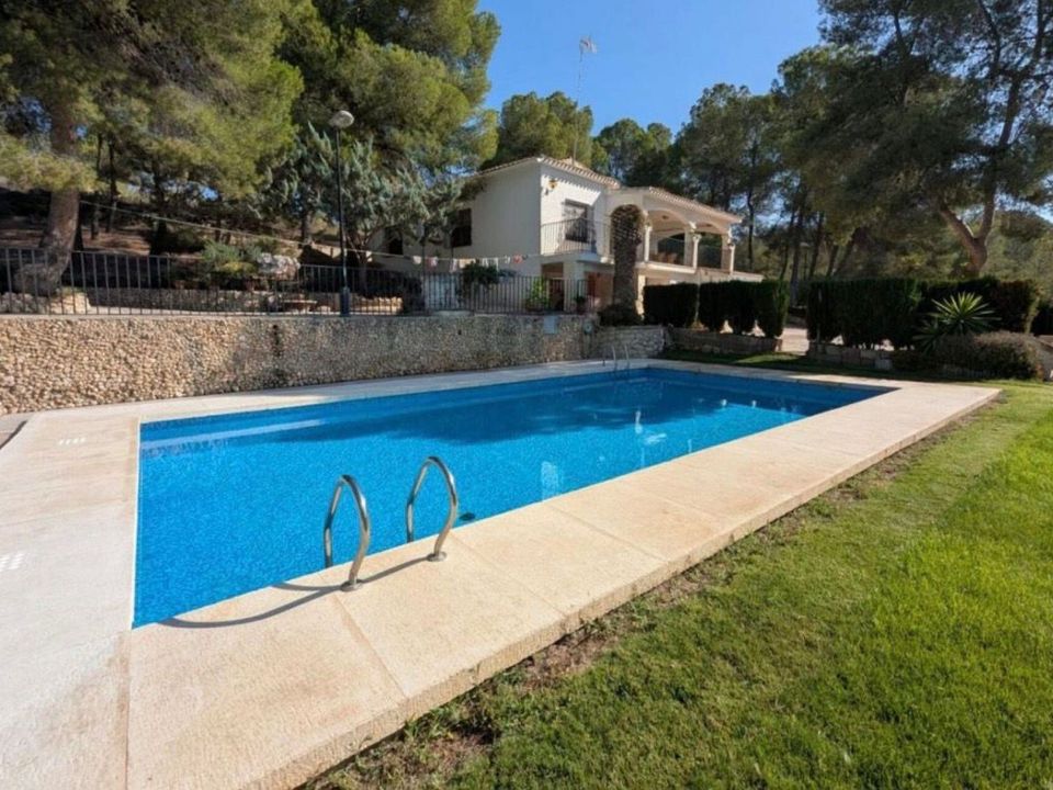 Villa i Sax, Alicante - bilde 1