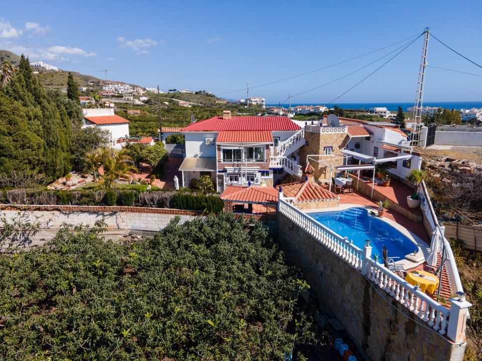 Villa i Torrox, Malaga - foto 1