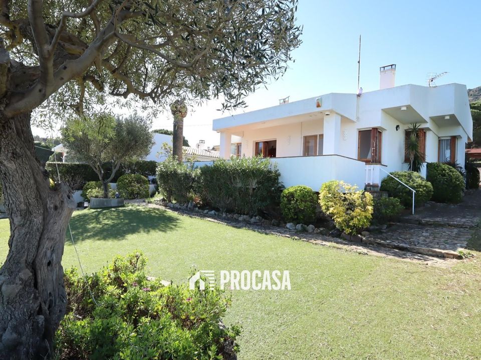 Villa i El Port De La Selva, Gerona - foto 1