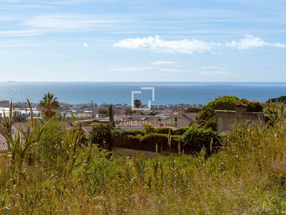 Helårsgrund i Premia De Dalt, Barcelona - foto 1