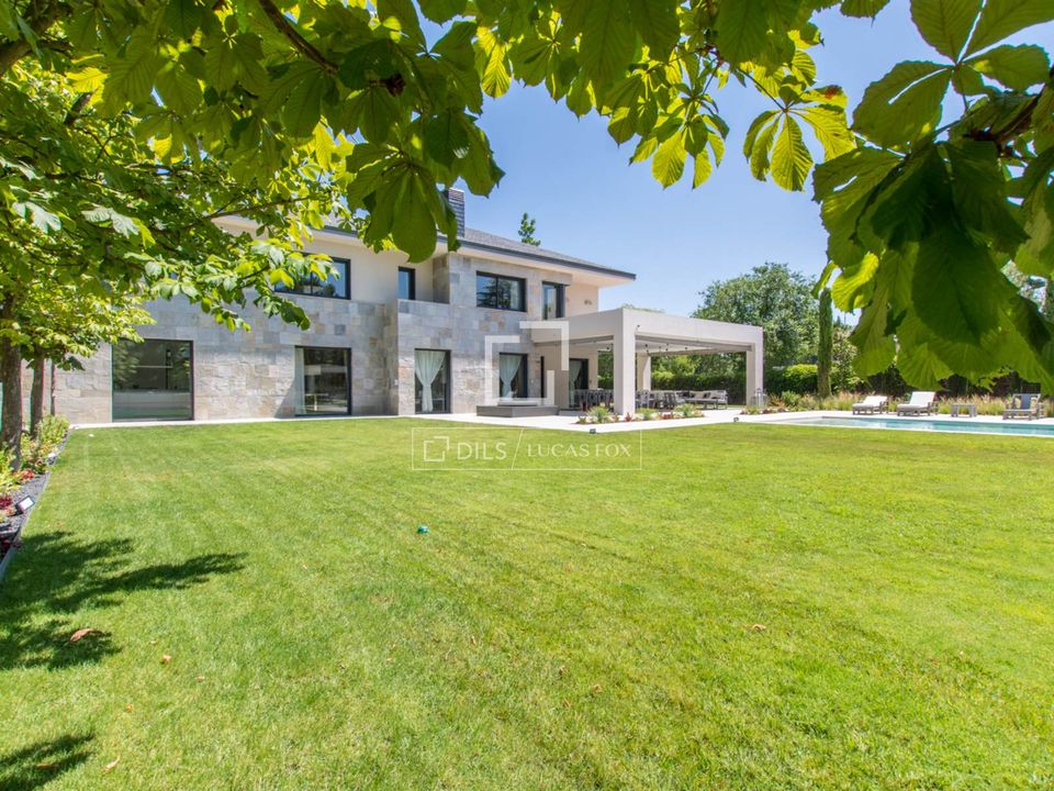 Villa i Pozuelo De Alarcon, Madrid - foto 2
