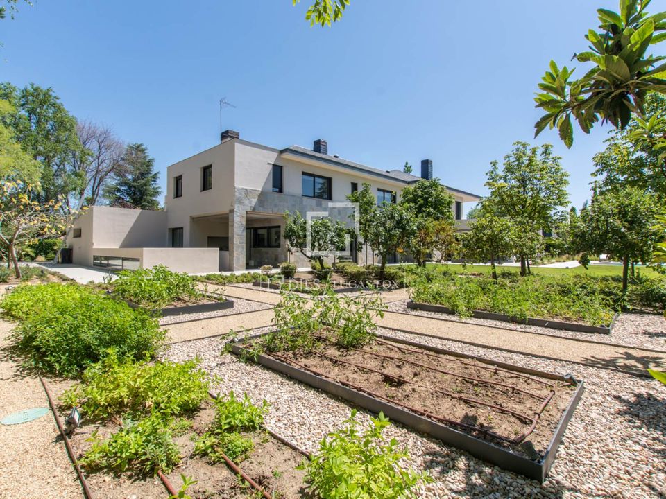 Villa i Pozuelo De Alarcon, Madrid - foto 3