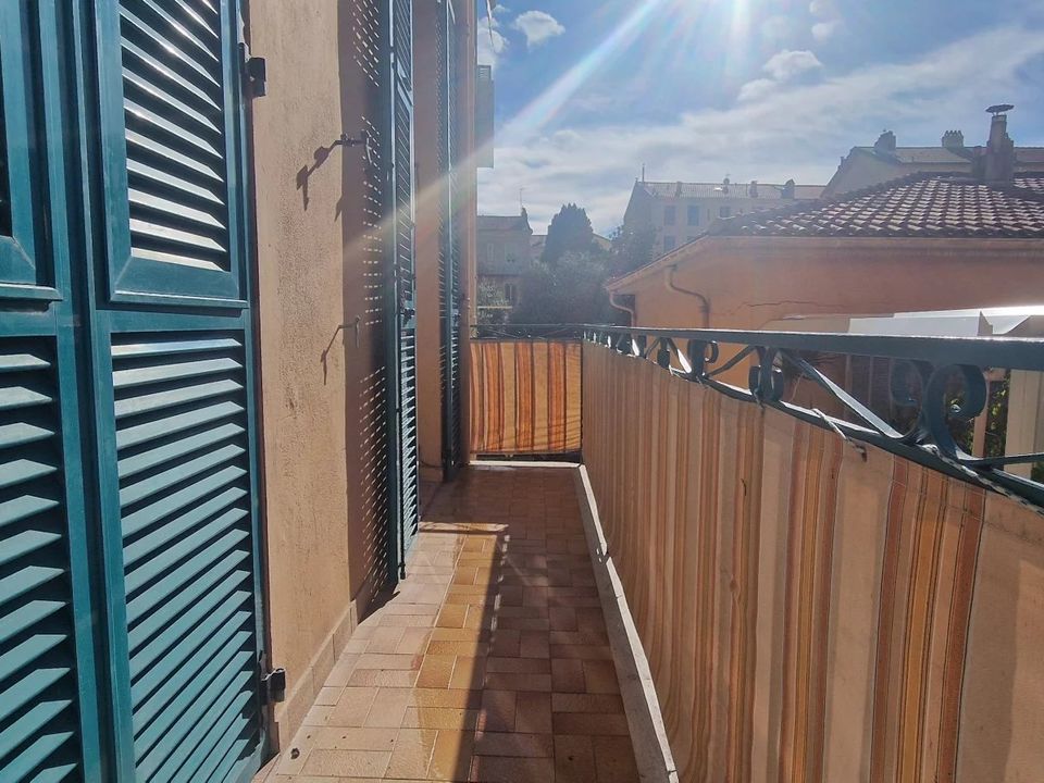 Lejlighed i Menton, Alpes-Maritimes - foto 1