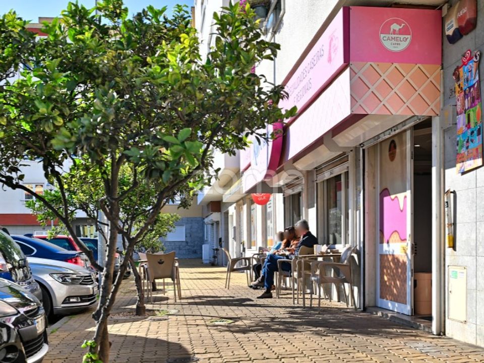 Erhvervsejendom i Sacavem, Lisbon - foto 1
