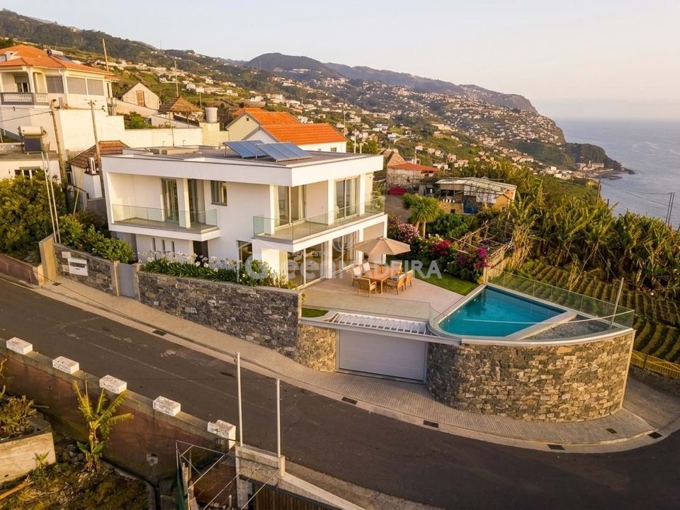 Villa - Ponta do Sol, Madeira - photo 1