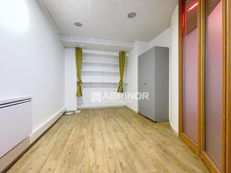 Erhvervsejendom i Lille, Nord - foto 4