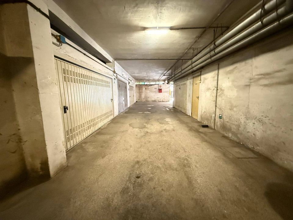 Parkeringsplads i Caserta, Caserta - foto 5
