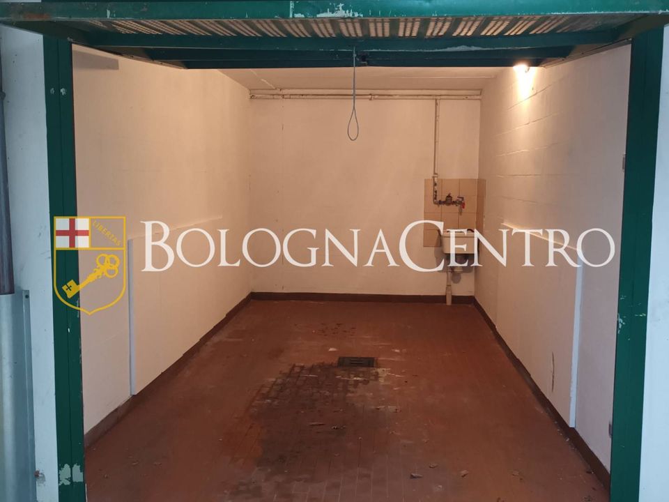 Parkeringsplass i Bologna, Bologna - bilde 1