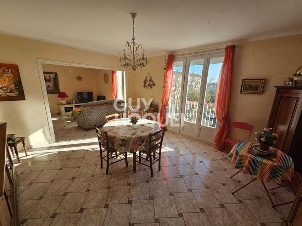 Lejlighed i Fontenay-le-Comte, Vendee - foto 3