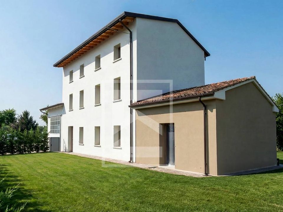 Villa i Volta Mantovana, Mantua - foto 1