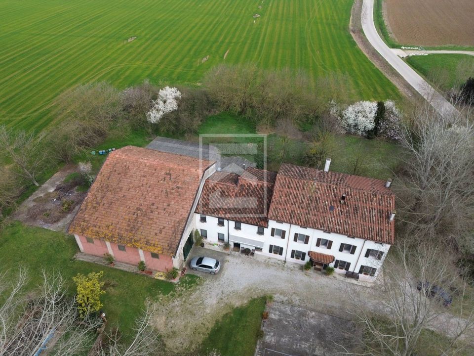 Landejendom i Castellucchio, Mantua - foto 1