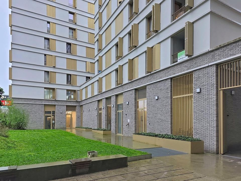 Lejlighed i Villeurbanne, Rhone - foto 1