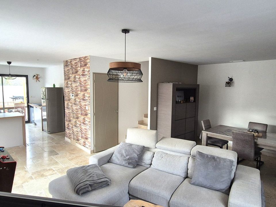 Villa in Arles, Bouches-du-Rhone - foto 3