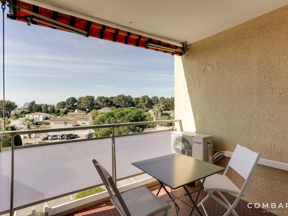 Lejlighed i La Ciotat, Bouches-du-Rhone - foto 3