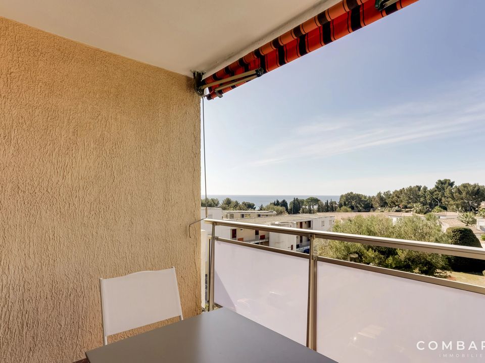 Lejlighed i La Ciotat, Bouches-du-Rhone - foto 5