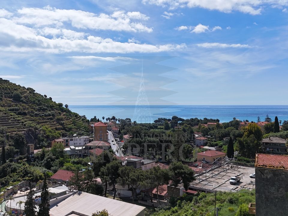 Helårsgrund i Ventimiglia, Imperia - foto 1