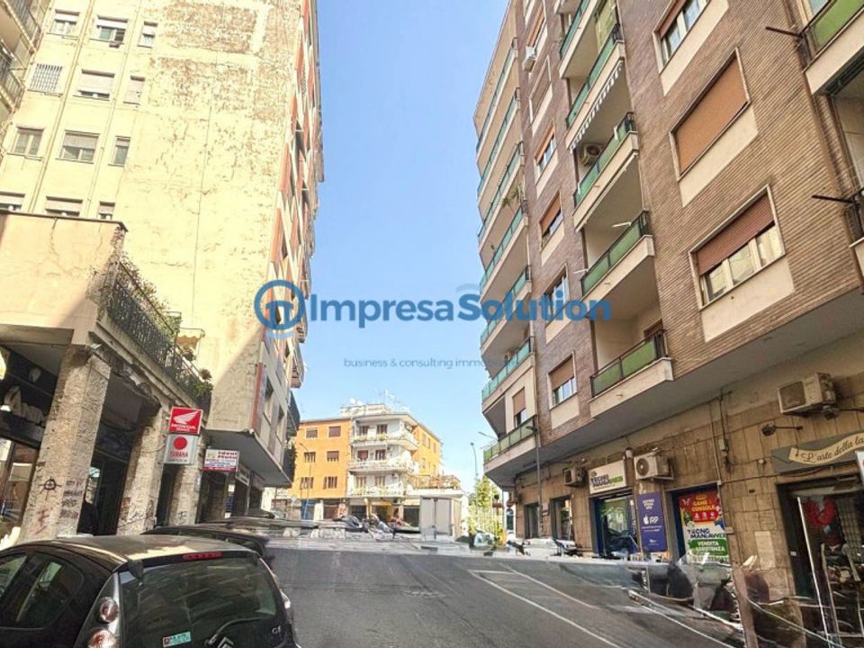 Erhvervsejendom i Naples, Naples - foto 2