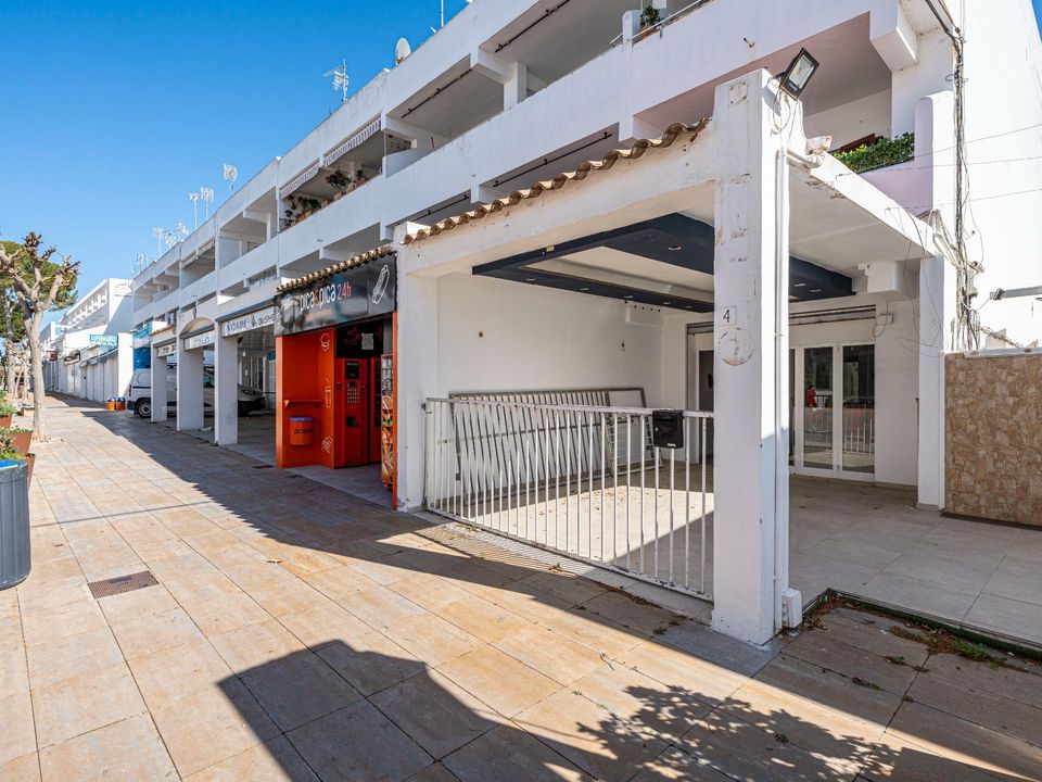Erhvervsejendom i Cala d'Or, Mallorca - foto 1
