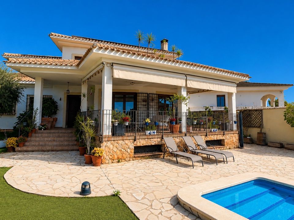 Villa i Alicante, Alicante - foto 1