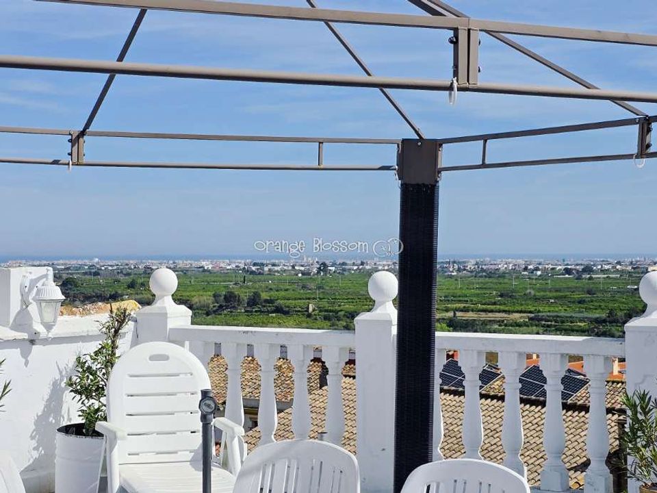 Casa de pueblo en Ador, Valencia - foto 1