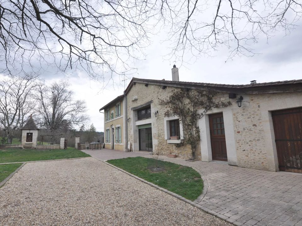 Villa i Aubeterre-sur-Dronne, Charente - foto 1