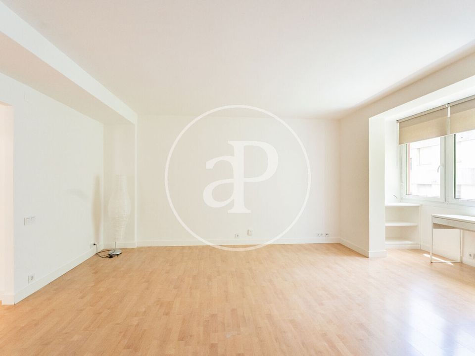 Apartment in Madrid, Madrid - photo 3