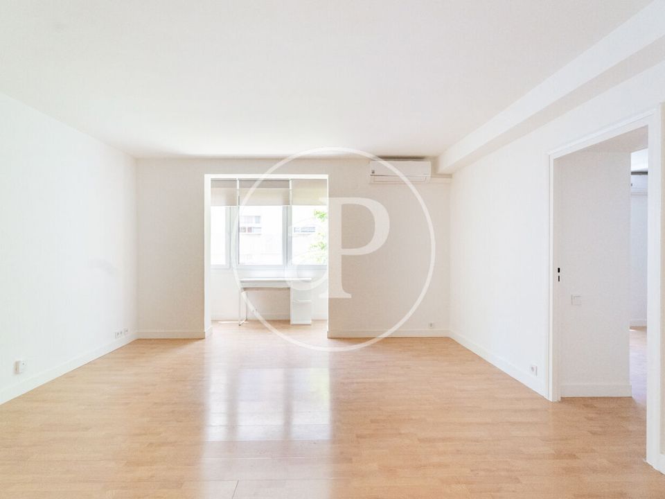 Apartment in Madrid, Madrid - photo 4