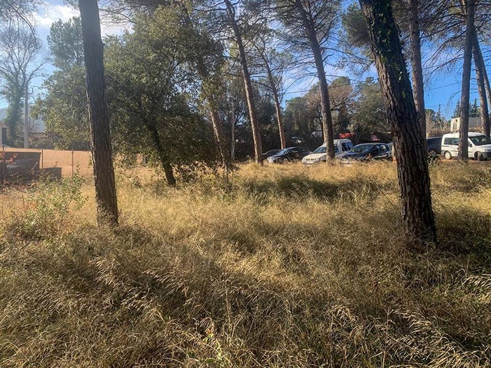 Helårsgrund i Vacarisses, Barcelona - foto 5