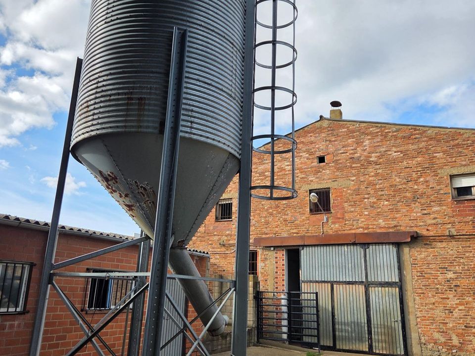 Erhvervsejendom i San Andres Del Rabanedo, Leon - foto 5