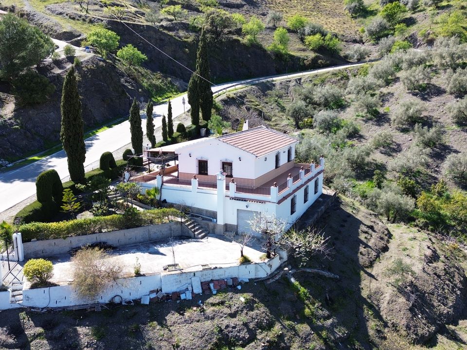 Finca i Canillas De Albaida, Malaga - foto 1