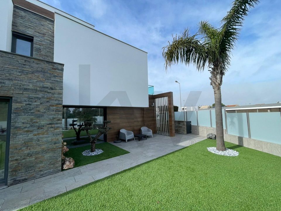 Rækkehus i Almada, Setubal - foto 1