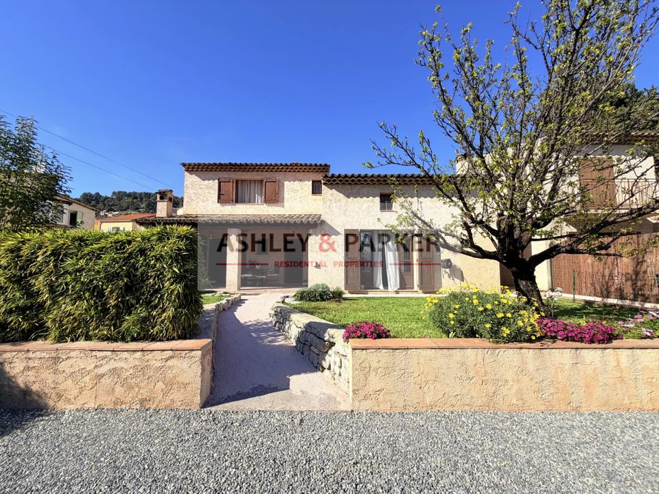 Villa i La Colle-sur-Loup, Alpes-Maritimes - foto 1