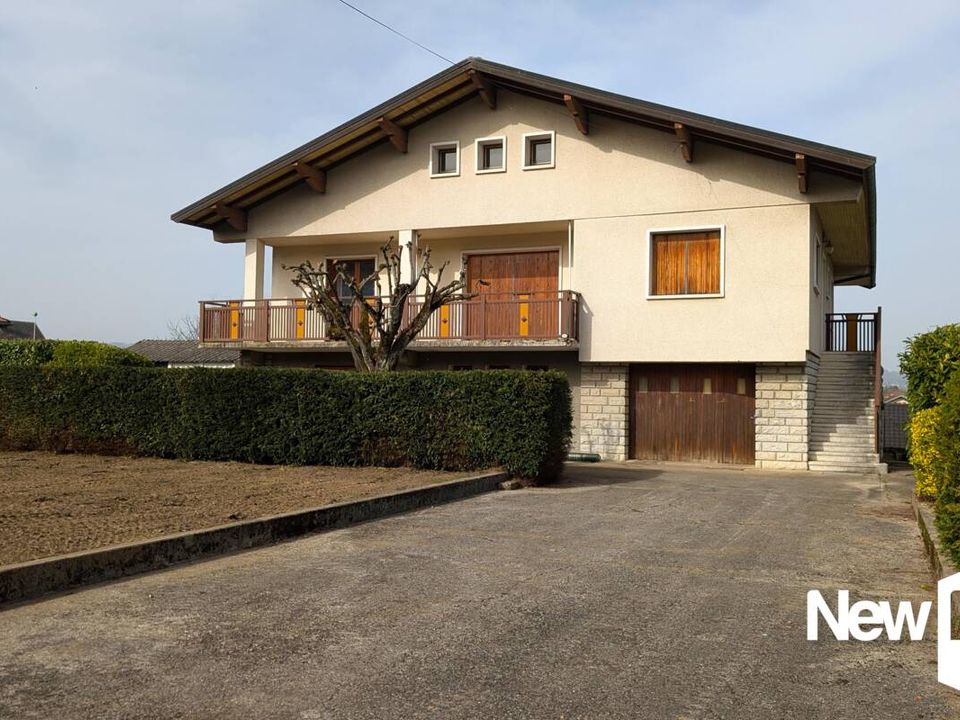 Villa i Rumilly, Haute-Savoie - foto 1