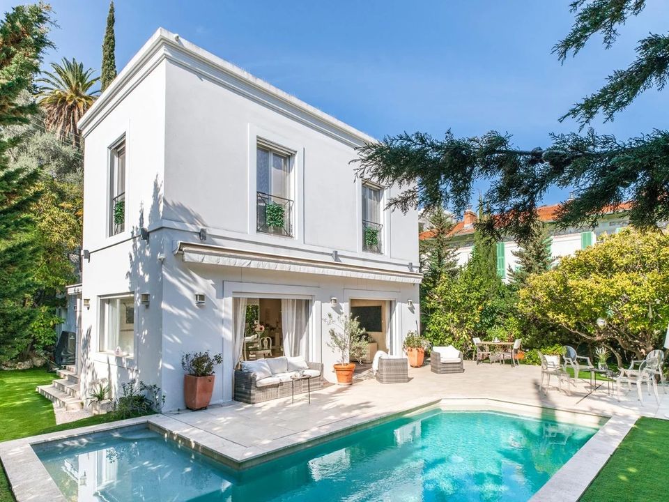 Villa i Nice, Alpes-Maritimes - foto 1